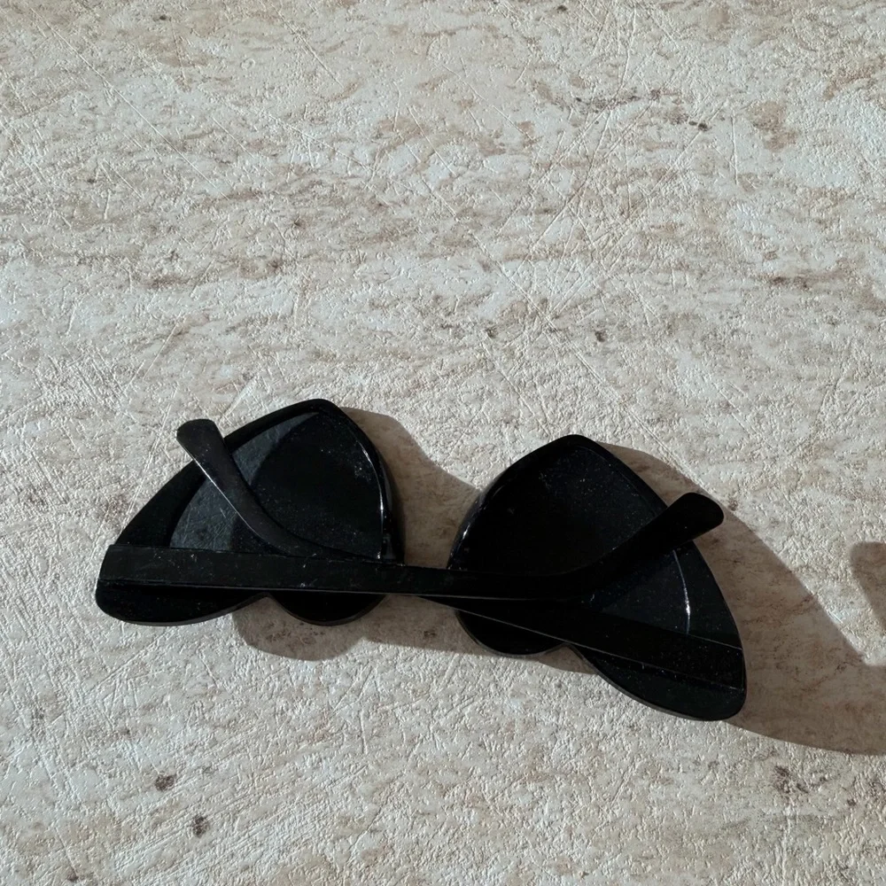 Heart Shaped Black Sunglasses